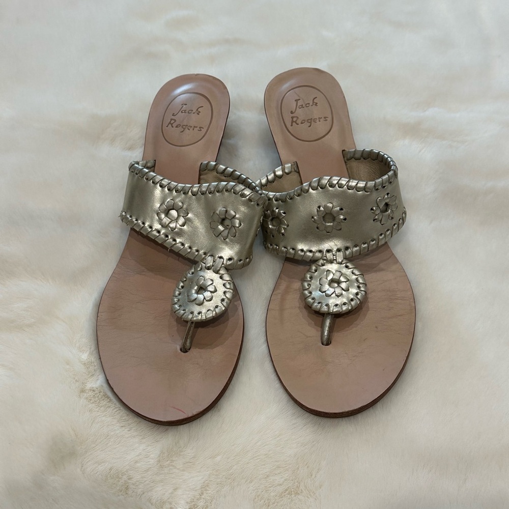 Jack Rogers Mid Wedge Gold | Size 8